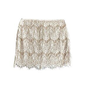Forever 21 White Eyelash Lace Mini Skirt Nude Lining Zipper Closure Size L